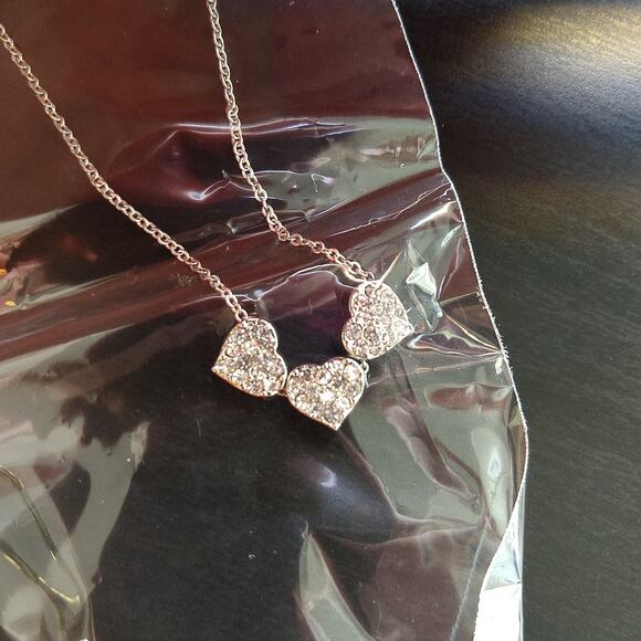 Crystal Silver Hearts Necklace 18k white gold plated pave glass gems matinee - Picture 4 of 6